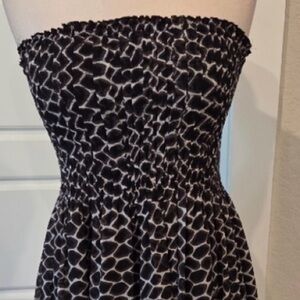 White House Black Market Strapless Black and White Dress